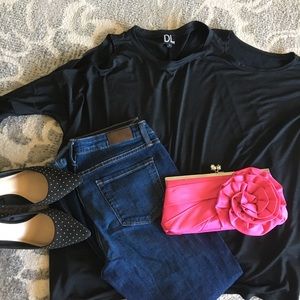 DL cold shoulder top